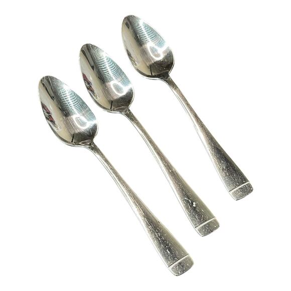 Oneida Mercer Mirror 18/10 Stainless Steel Teaspoons Set of 3 Discontinued - Picture 8 of 8
